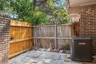 4414 Westminster Dr, Irving, TX 75038 - Photo 29