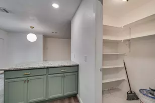 2110 Aggie Dr, Grand Prairie, TX 75051 - Photo 17