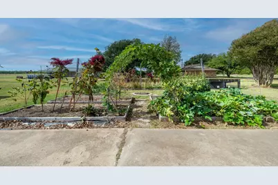 815 W Cook Street, Josephine, TX 75173 - Photo 35