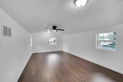 721 W Chambers Street, Cleburne, TX 76033 - Photo 11