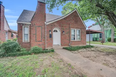 721 W Chambers Street, Cleburne, TX 76033 - Photo 1