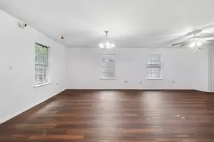 15639 Danson Dr, Dallas, TX 75253 - Photo 11