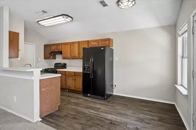 10229 Cypress Hills Drive, Fort Worth, TX 76108 - Photo 9