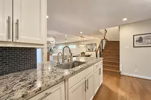 6866 Burwood Ln, Dallas, TX 75214 - Photo 9