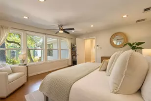 6866 Burwood Ln, Dallas, TX 75214 - Photo 21
