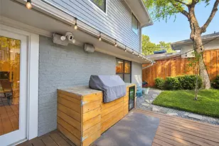 6866 Burwood Ln, Dallas, TX 75214 - Photo 31