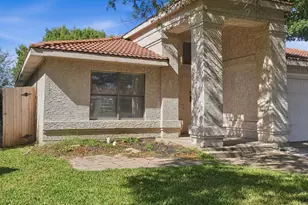 6000 Lavaca Dr, Arlington, TX 76018 - Photo 3