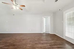 6000 Lavaca Dr, Arlington, TX 76018 - Photo 13