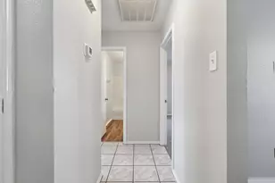 6000 Lavaca Dr, Arlington, TX 76018 - Photo 11