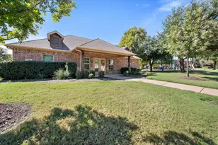 837 Walls Blvd, Crowley, TX 76036 - Photo 29