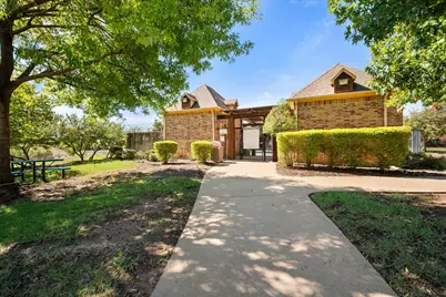 837 Walls Boulevard, Crowley, TX 76036 - Photo 31