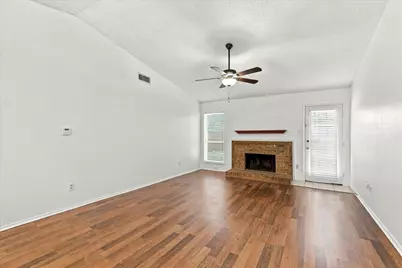 844 Woodrock Drive, Dallas, TX 75217 - Photo 9