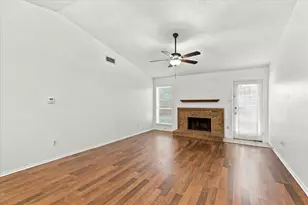 844 Woodrock Dr, Dallas, TX 75217 - Photo 9
