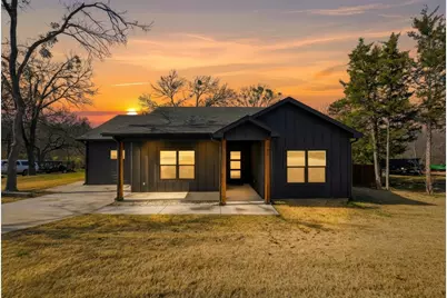 265 Bentwood Drive, Pottsboro, TX 75076 - Photo 1