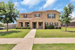 728 Snapdragon Ln, DeSoto, TX 75115 - Photo 1