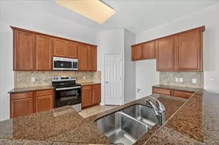 2745 Cedar Ridge Ln, Fort Worth, TX 76177 - Photo 17