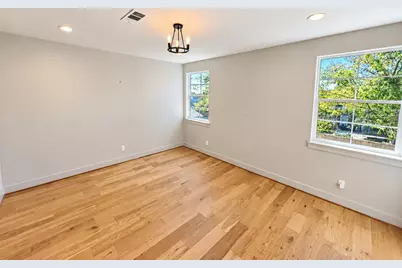 1005 Mount Auburn Avenue, Dallas, TX 75223 - Photo 5