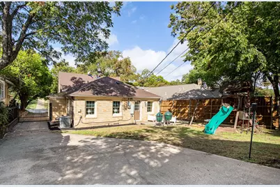 1134 N Edgefield Avenue, Dallas, TX 75208 - Photo 19
