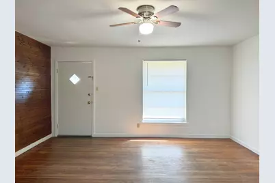 204 E 6th Street, Tolar, TX 76476 - Photo 11