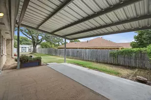 200 Lansford Dr, Benbrook, TX 76126 - Photo 31