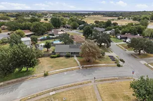 200 Lansford Dr, Benbrook, TX 76126 - Photo 37