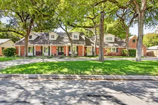 3804 Overton Park Dr W, Fort Worth, TX 76109 - Photo 3