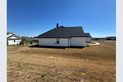 3001 Eagles Court, Weatherford, TX 76087 - Photo 3