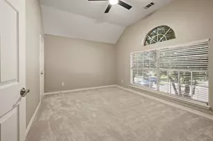 5272 W Cove Way, Grand Prairie, TX 75052 - Photo 33