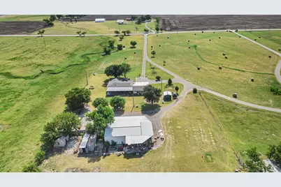 2561 Co Road 248, Valley View, TX 76272 - Photo 5