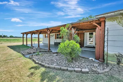 2561 County Road 248, Valley View, TX 76272 - Photo 7