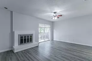 9326 Emberglow Ln, Dallas, TX 75243 - Photo 11