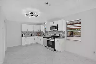 5451 Lubbock Ave, Fort Worth, TX 76133 - Photo 7