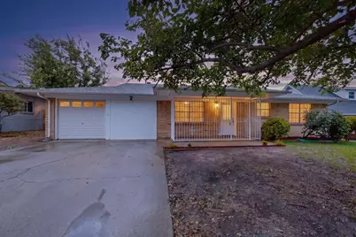 5451 Lubbock Avenue, Fort Worth, TX 76133 - Photo 1