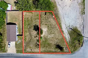 758 E Bluebonnet Dr, Granbury, TX 76048 - Photo 1