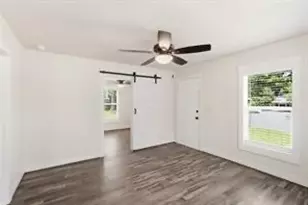 707 W Water St, Weatherford, TX 76086 - Photo 5