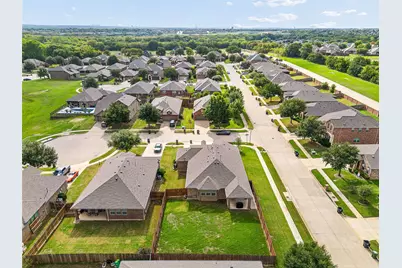 501 Neils Court, Arlington, TX 76002 - Photo 35