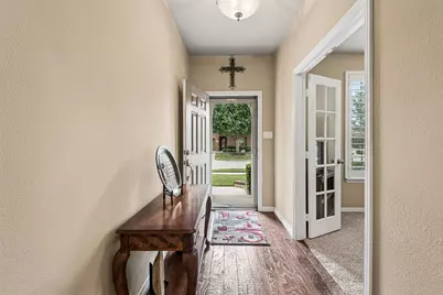 501 Neils Court, Arlington, TX 76002 - Photo 5