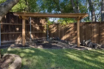 18 Legend Road, Benbrook, TX 76132 - Photo 25