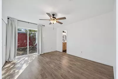 18 Legend Road, Benbrook, TX 76132 - Photo 15