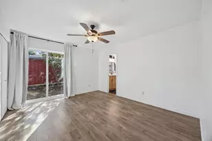 18 Legend Rd, Benbrook, TX 76132 - Photo 15