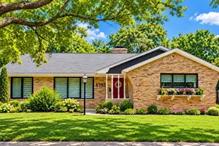 6755 E Mockingbird Ln, Dallas, TX 75214 - Photo 3