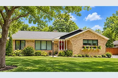 6755 E Mockingbird Lane, Dallas, TX 75214 - Photo 1