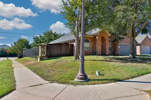 1812 Copper Leaf Dr, Corinth, TX 76210 - Photo 5
