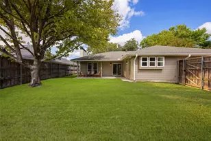6026 Black Berry, Dallas, TX 75248 - Photo 27