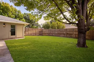 6026 Black Berry, Dallas, TX 75248 - Photo 29