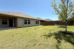 521 W Bronze Circle, Springtown, TX 76082 - Photo 23