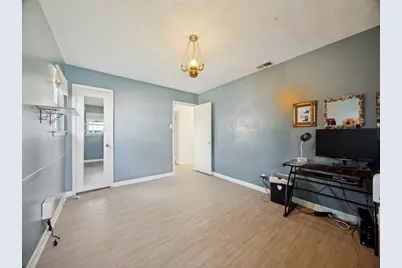 400 Rosedale Drive, Gainesville, TX 76240 - Photo 15