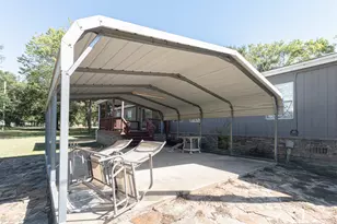 138 S Campbell St, Alba, TX 75410 - Photo 23