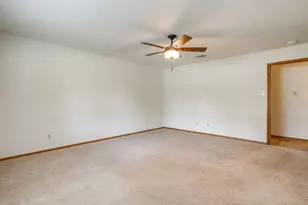 504 Regina Ct, Euless, TX 76039 - Photo 23