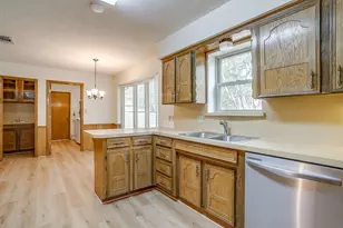 504 Regina Ct, Euless, TX 76039 - Photo 19